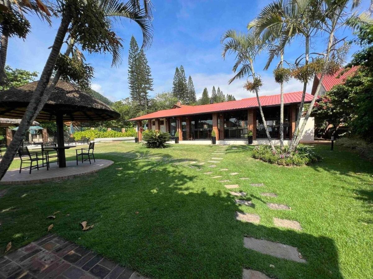 Casa Pe Na Areia Em Praia Paradisiaca Balneário Camboriú Екстериор снимка